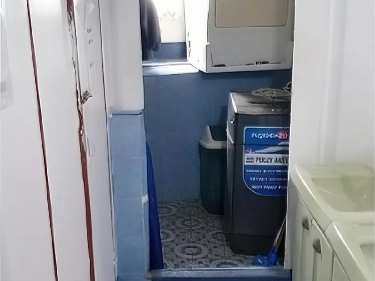Tàu cung cấp nhanh (FSV) để bán