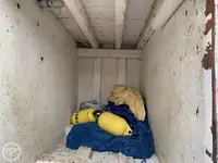 Tàu câu dài để bán
