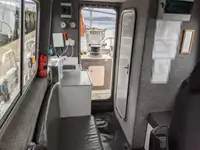Tàu làm việc để bán