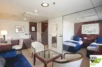 Tàu du lịch để bán
