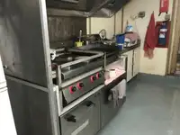 Tàu kéo để bán