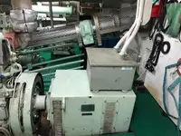 Tàu kéo để bán