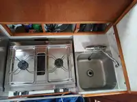 Tàu làm việc để bán