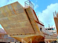 Tàu đổ bộ, chở hàng để bán