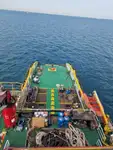 Tàu cung cấp để bán