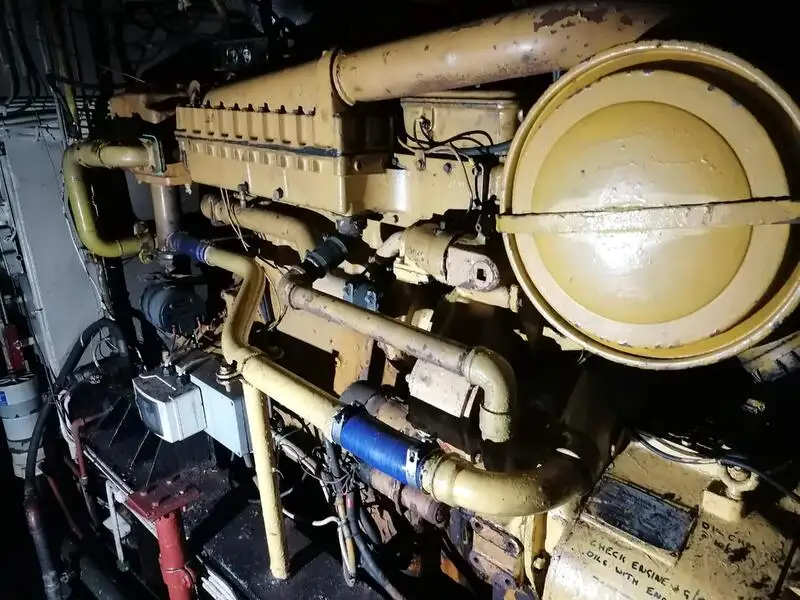 Thuyền kéo rao bán