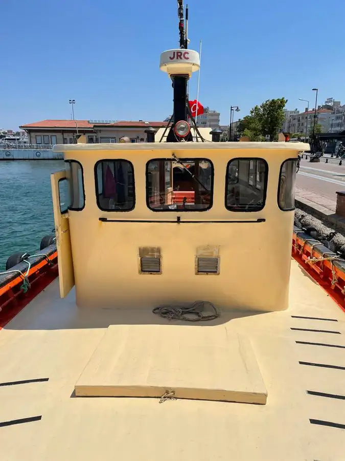 Thuyền kéo rao bán