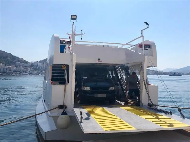 Tàu RoPax rao bán
