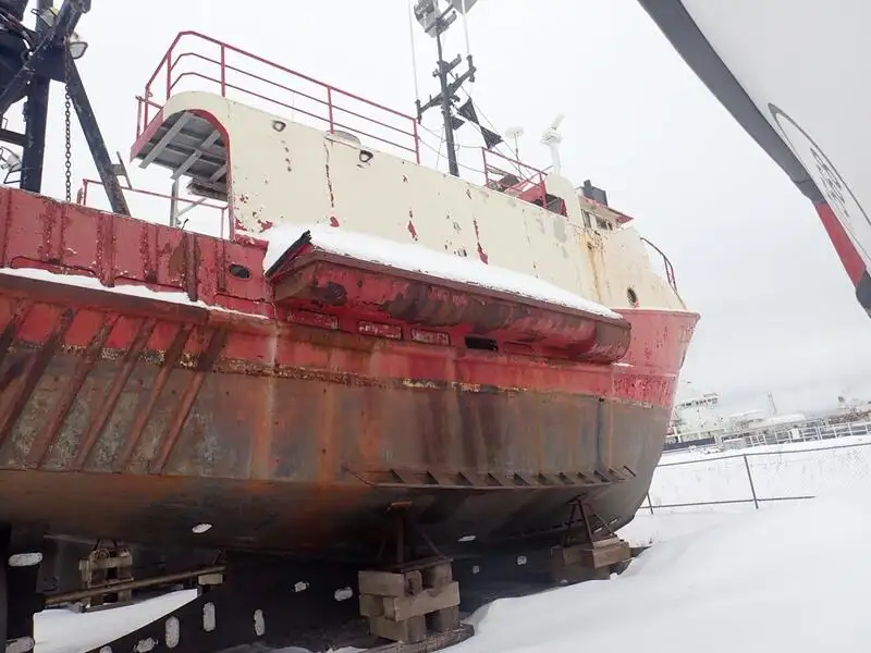 Thuyền kéo rao bán