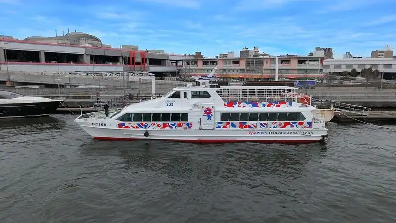 Tàu thuyền rao bán