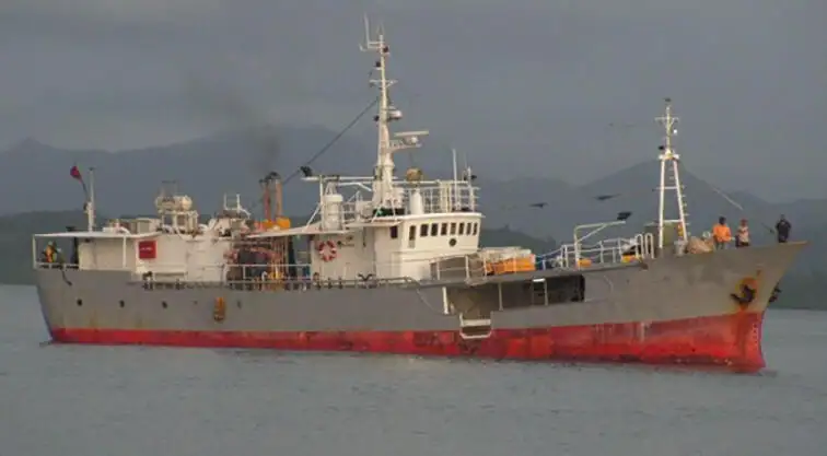 Tàu đường dài rao bán