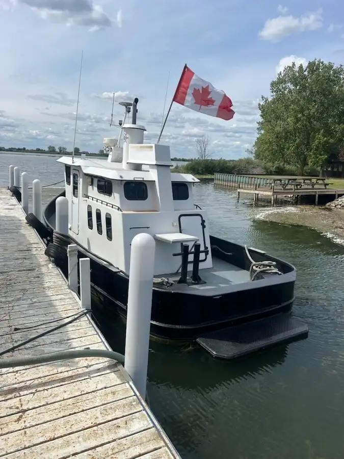 Thuyền kéo rao bán