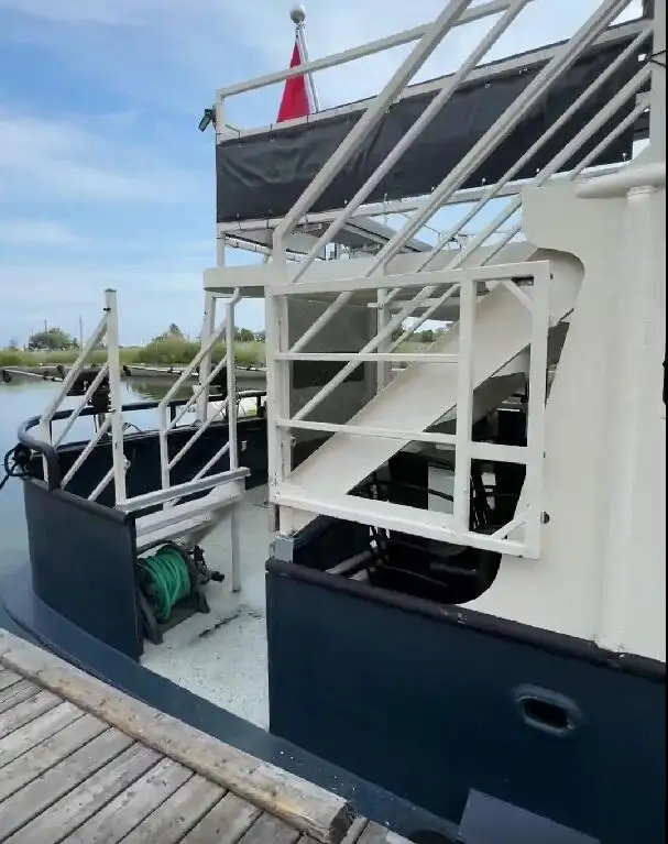 xuồng cứu sinh rao bán