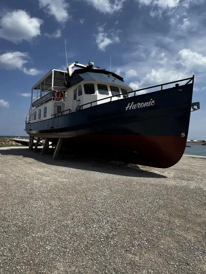 xuồng cứu sinh rao bán