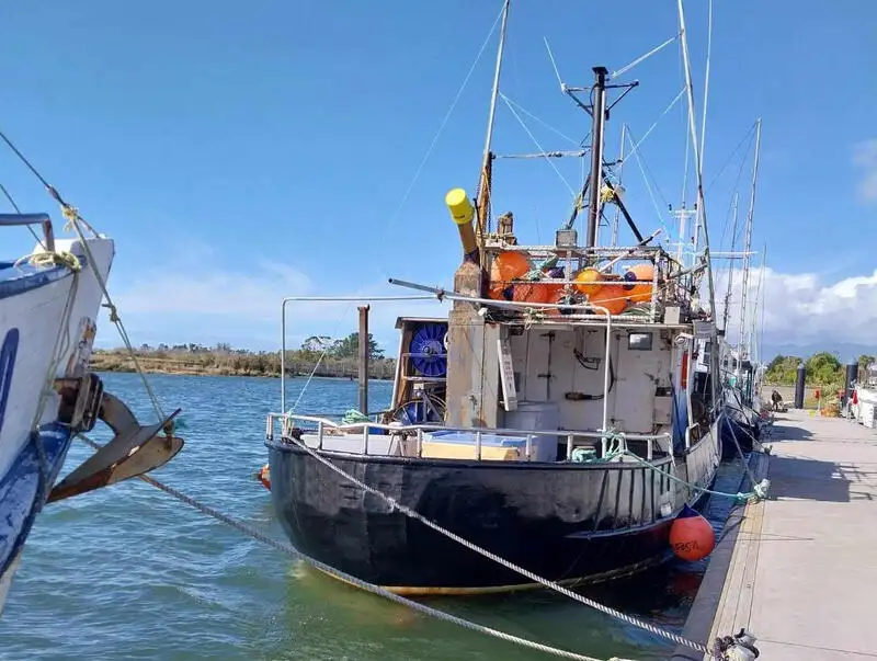 Tàu đường dài rao bán