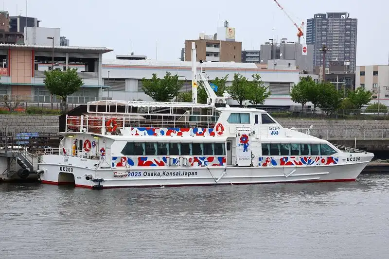 Tàu thuyền rao bán