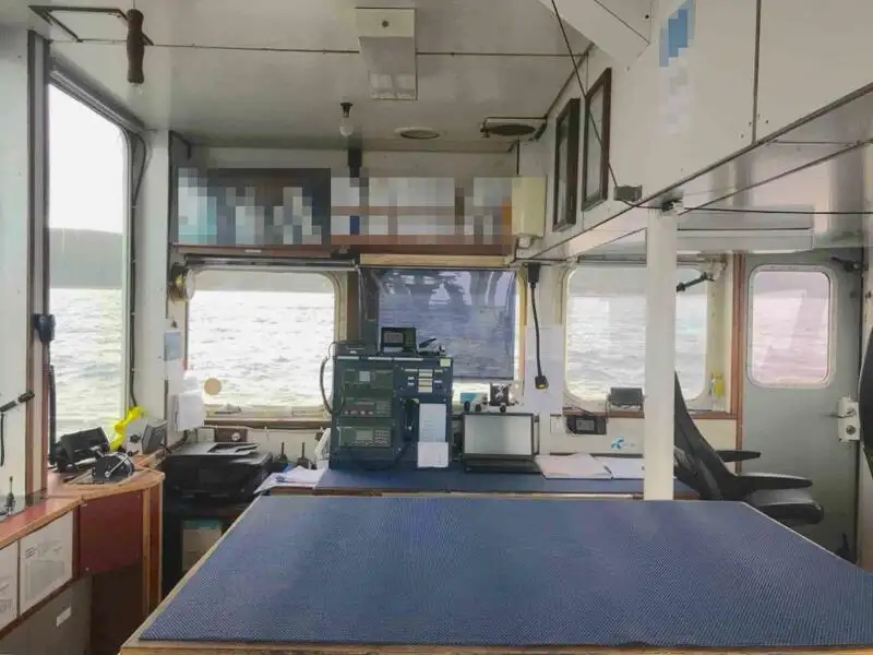 Thuyền kéo rao bán