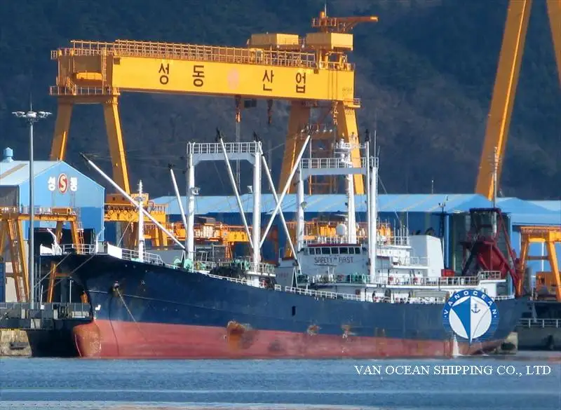 Tàu lạnh rao bán