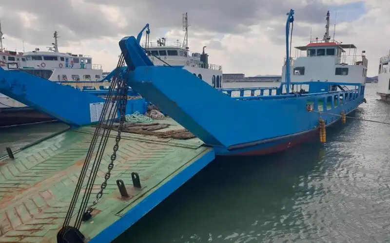 Đổ bộ Thủ công, Xe tăng rao bán