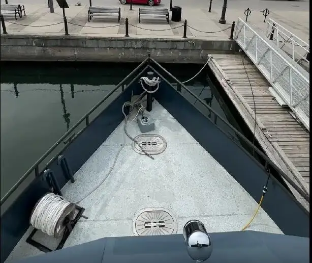 xuồng cứu sinh rao bán