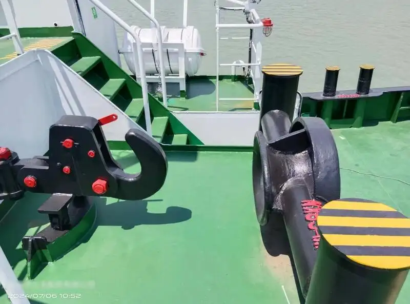 Thuyền kéo rao bán