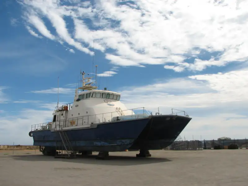Catamaran rao bán
