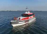 Thuyền kéo rao bán