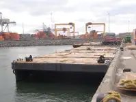 Xà lan rao bán