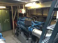 Tàu khảo sát rao bán