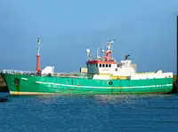 Tàu cung cấp rao bán