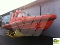 Thuyền lao động rao bán