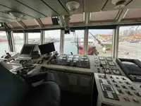 Thuyền kéo rao bán