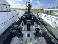 Thuyền bơm hơi cứng rao bán