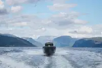 Thuyền tuần tra rao bán