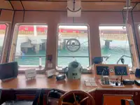 Thuyền kéo rao bán