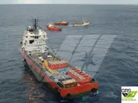 Tàu cung cấp rao bán