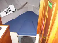 Thuyền lao động rao bán