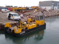 Xà lan rao bán