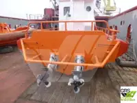 Thuyền lao động rao bán