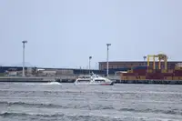 Tàu thuyền rao bán