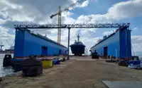 Bến tàu nổi rao bán