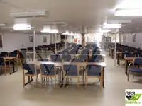 Tàu container rao bán