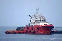 Thuyền kéo rao bán