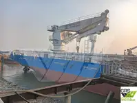 Tàu cung cấp rao bán