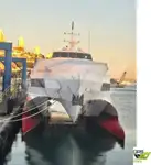 Tàu thuyền rao bán