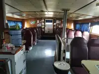 Tàu cung cấp rao bán