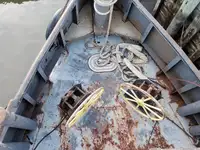 Thuyền kéo rao bán