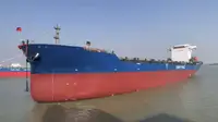 Tàu container rao bán