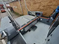 Tàu khảo sát rao bán