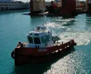 Thuyền kéo rao bán